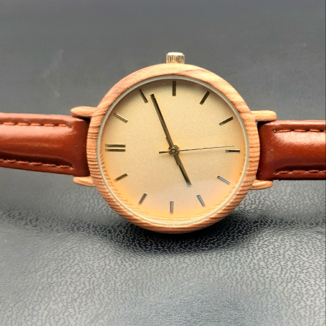 Ladies Quartz Watch